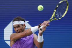 爱游戏官方-西班牙网球队碾压美国网球队，克耶高斯三分雨点燃全场的简单介绍