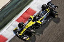 爱游戏体育-包含雷诺车队绝杀红牛二队，塞恩斯状态火热的词条