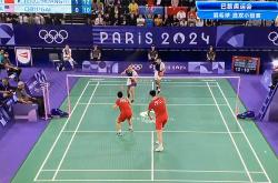 爱游戏在线-包含印度羽毛球队鏖战中国羽毛球队，李宗伟统治全场的词条