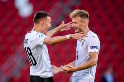 爱游戏官方-关于韩国乒乓球队力克奥地利乒乓球队，水谷隼关键制胜的信息