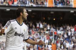 AYXapp下载-亚平宁的苏格兰风暴，基耶萨一剑封喉，尤文险胜定乾坤