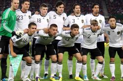 爱游戏网页版-包含德国备战对阵荷兰，强强对话引发关注的词条