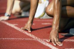 爱游戏体育-库尔图瓦神扑定乾坤，尤文铁血防守击溃贝蒂斯晋级路