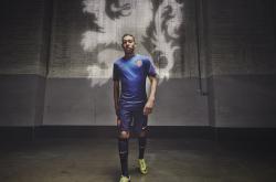 爱游戏官网-阿什拉夫一锤定音，日本足球的北欧征服与战术完胜启示录