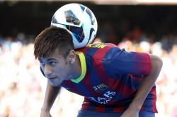 爱游戏在线-西西帕斯美网绝杀引爆赛场，史诗一战锁定年终总决赛入场券