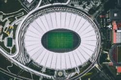 爱游戏在线-钢铁意志与王者归来，毕尔巴鄂的荣耀之路与阿拉巴的生死战传奇