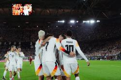 AYXapp下载-聚焦战局：欧预赛的实时战况的简单介绍