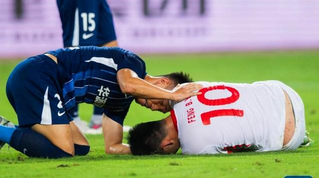 包含球队教练发表战术调整，备战下一场比赛的词条