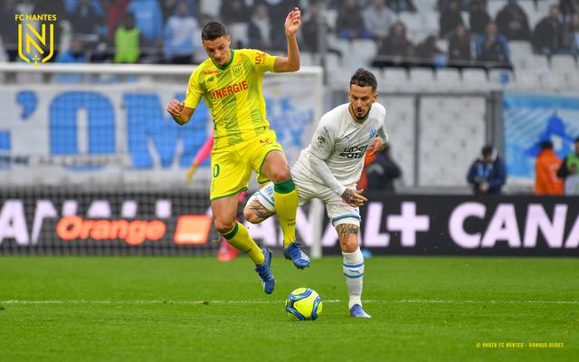 马赛在主场力克南特，继续保持领先的简单介绍