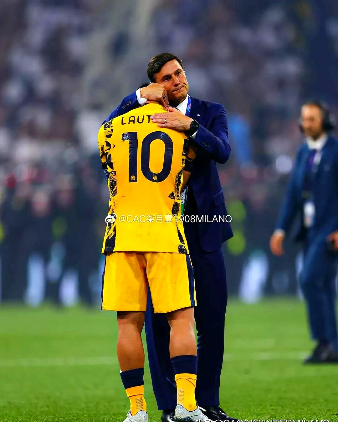 包含桑普多利亚客场-力克那不勒斯，重回胜利的词条