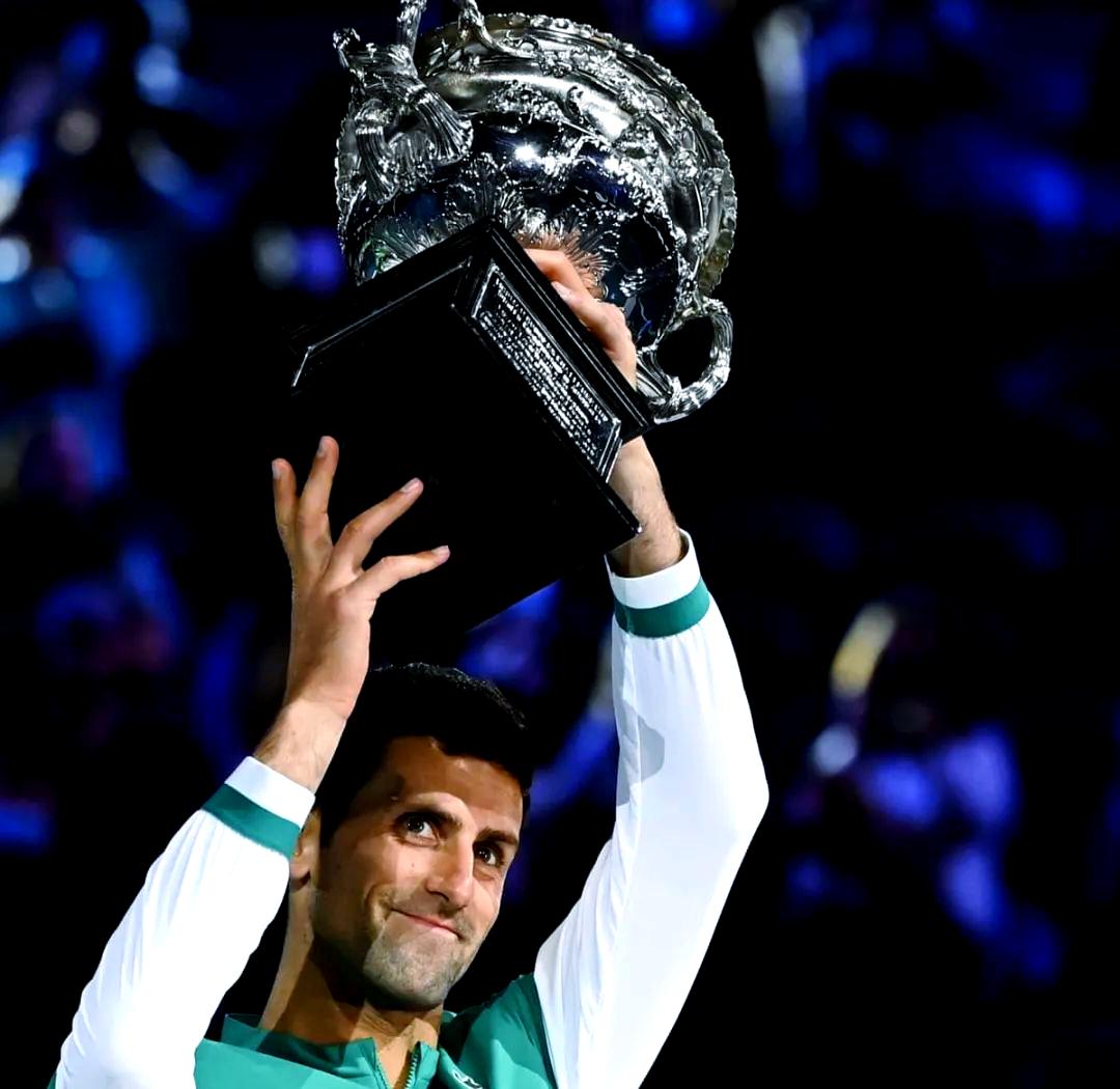 包含年终总决赛险胜澳网,德约科维奇刷新纪录的词条 包含年终总决赛险胜澳网,德约科维奇刷新纪录的词条