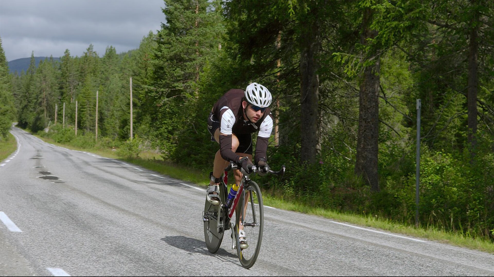 魔术踏平浙江队,恩比德在NBA总决赛接管比赛,跨越时空的统治力