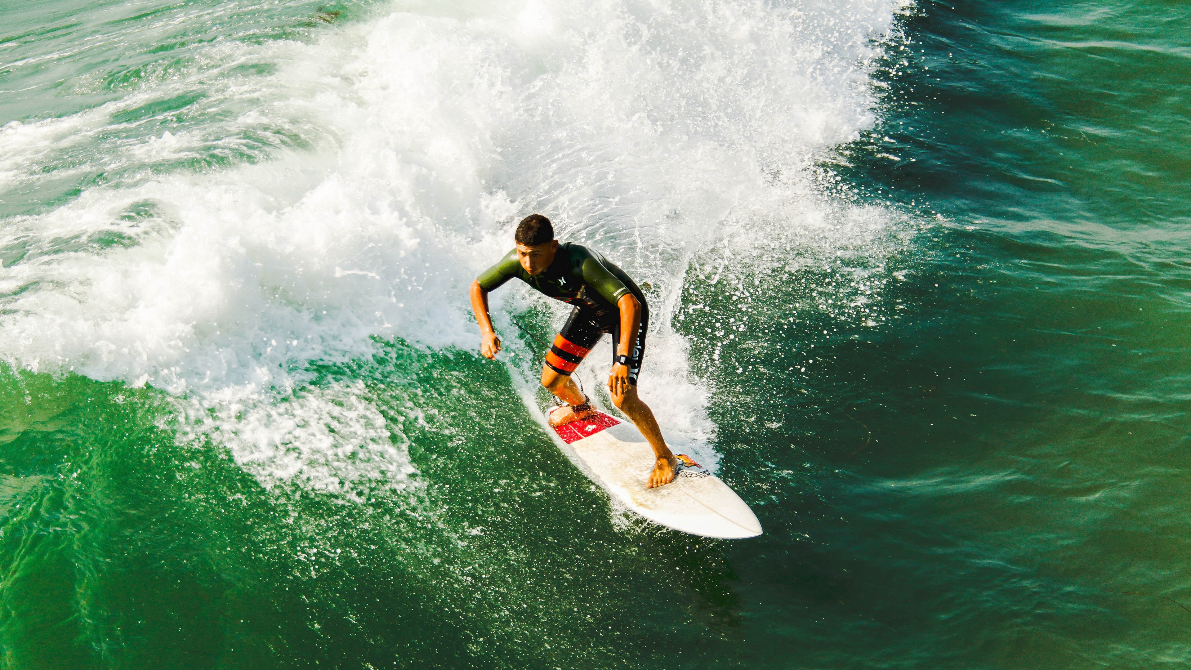 毕尔巴鄂对阵尤文，苏亚雷斯如何成为攻防转换的战术核心