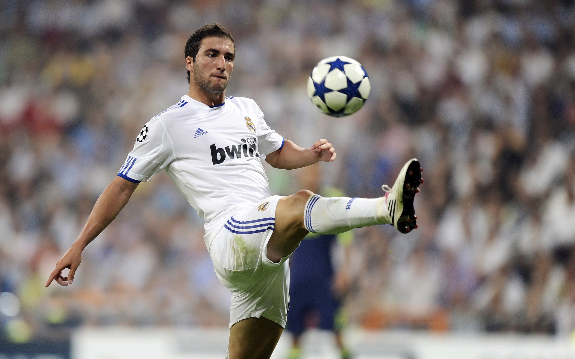 库尔图瓦神扑定乾坤，尤文铁血防守击溃贝蒂斯晋级路