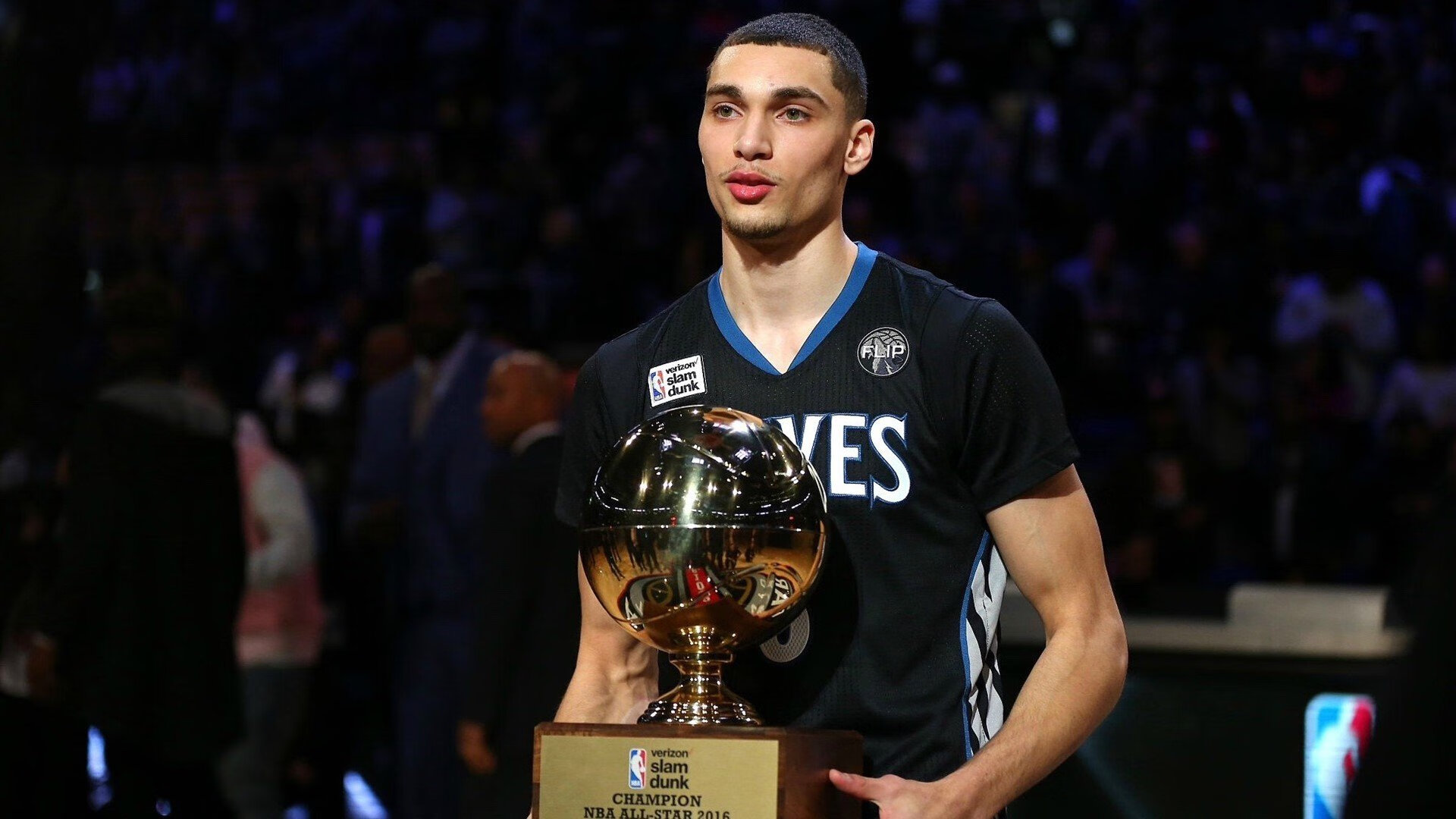 红牛二队横扫迈凯伦，勒克莱尔高光表现改写F1格局